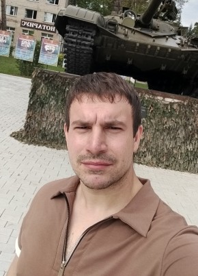 Константин из Тюмени 32 года