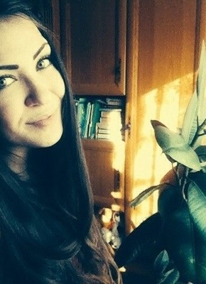 Алина, 28, Россия, Ноябрьск