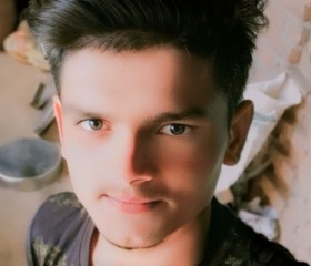 Deepak.baghel, 18 лет, Agra