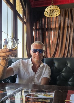 Moscow из Донецка 49 лет