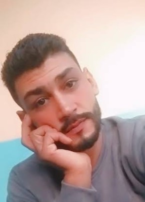 H из القاهرة 27 лет