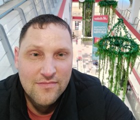 Виталий, 42 года, Зеленогорск (Красноярский край)