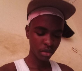 James, 18, Nairobi