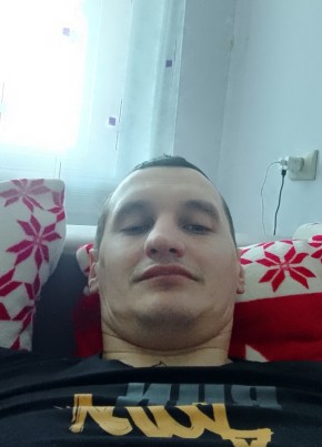 Андрей из Омска 38 лет