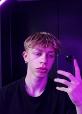Витя из Паставы 19 лет