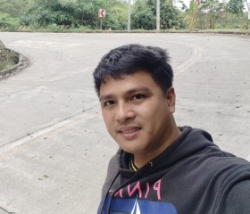 Pj, 27, Lilio
