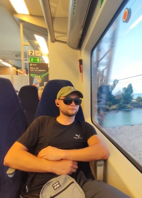 Vitaliy, 30, Russia, Moscow