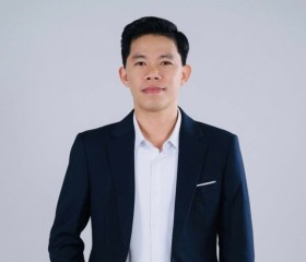 Jon, 28, Phnom Penh
