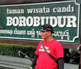 Mamok, 45, Godean