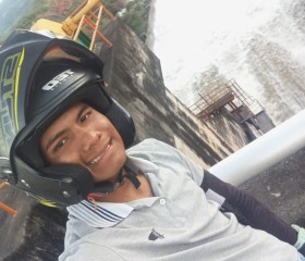 Camilo, 24, Neiva