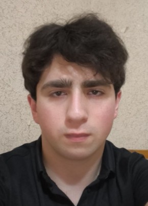 Саша из Аҟәы 18 лет