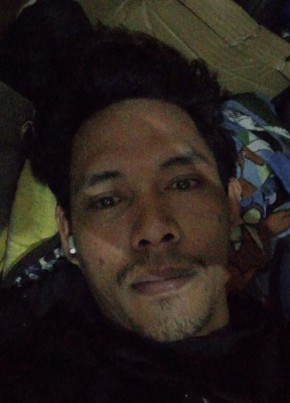 Jhingz silvestre из Maynila 29 лет