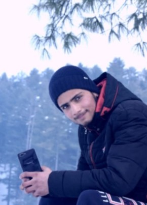 Zeeshan из New Delhi 22 года