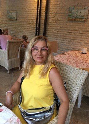 Mari, 60, Република България, Несебър