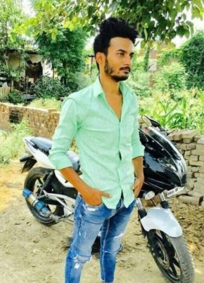 Asim Khan, 25, India, Lucknow