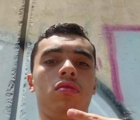 Diego, 18, Caracas