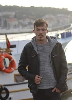 Mustafa, 30, Türkiye Cumhuriyeti, Ayvalık