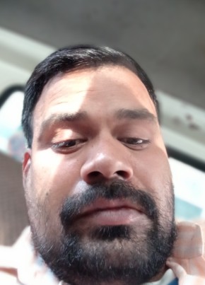 Akash, 31, India, Delhi