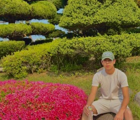 Sulaymonbek, 19, Gwangju