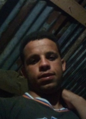 Jose Noel, 23, República de Santo Domingo, Constanza