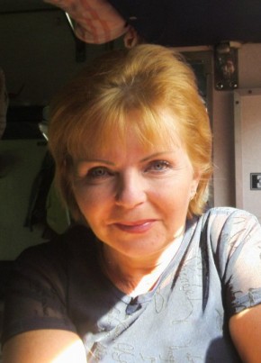 Ника, 68, Россия, Череповец