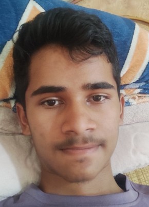 Ram из Hyderabad 19 лет