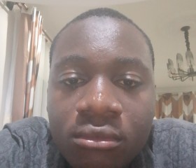Hussein Lugendo, 22, Mwanza