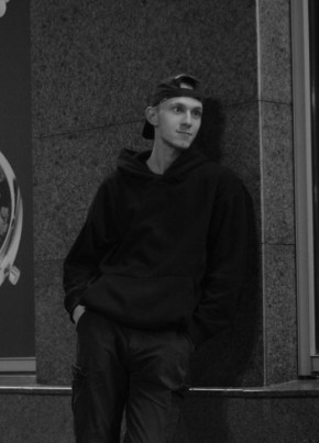 Иван Дорогин из Екатеринбурга 19 лет