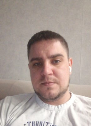 Александр из Новосибирска 32 года