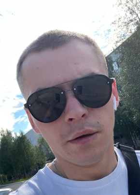 Роман, 32, Россия, Кандалакша