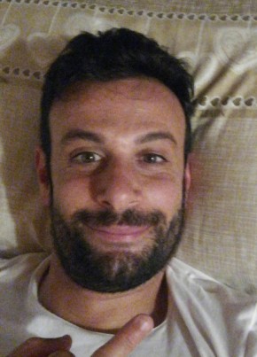 Liuk, 39, Repubblica Italiana, Cattolica