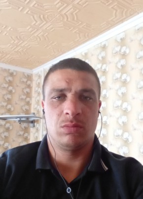 Munteanu, 29, Republica Moldova, Hînceşti