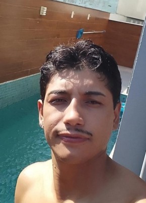 Andrew из Balneário Camboriú 28 лет