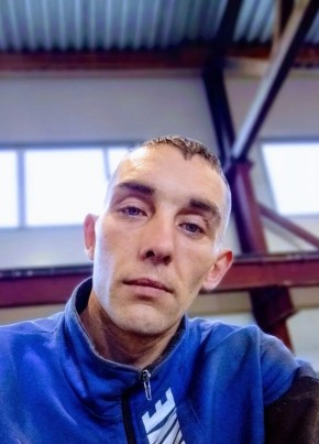 Александр из Ревды 33 года