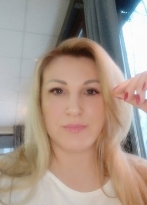 Elena, 44, Russia, Moscow