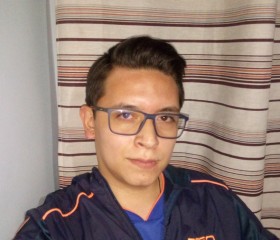 David, 30, Bogota