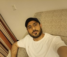 QaziTanzeel, 30, Zhengzhou