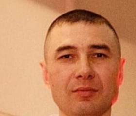 Vasiliy, 42, Moscow