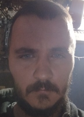 Энвер из Добрыя 33 года