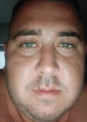 Sebastian из Oradea 30 лет