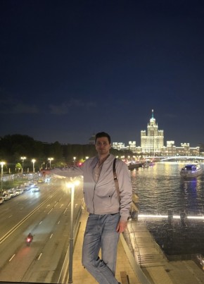 Константин из Ростова-на-Дону 25 лет