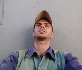 Julian, 22, Rustenburg