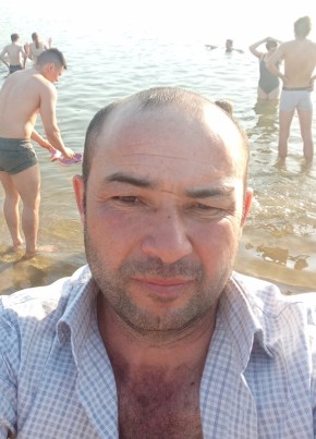 Даврон из Солнечногорска 44 года