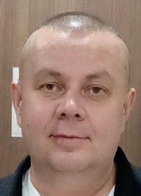 Денис из Санкт-Петербурга 46 лет
