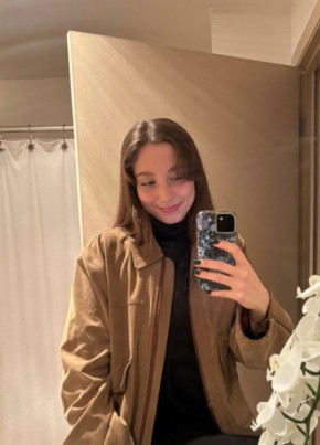 Sophia, 19, Canada, Ottawa