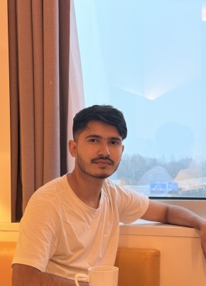 Khalid из Distrito de Sant Martí 24 года