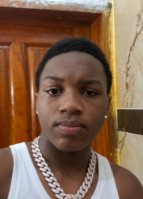 Kentrell из Libreville 18 лет