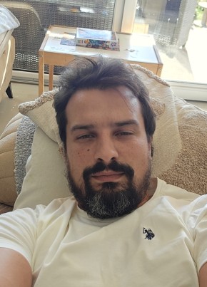 Milos из Смедеревска Паланки 37 лет