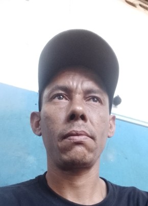 Ronaldo Alves из Morrinhos 46 лет