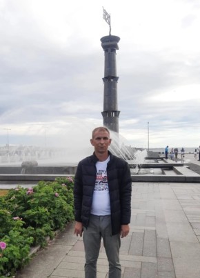 Роман, 38, Україна, Первомайськ (Луганська)
